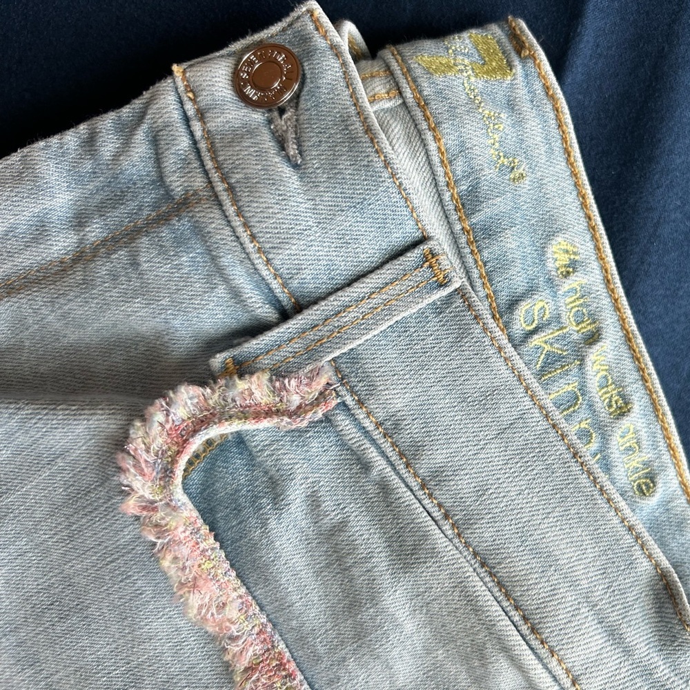 7 For All Mankind High Waist Ankle Skinny With Rainbow Fringe size 30  🌈 👖 - Picture 12 of 16